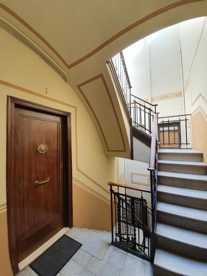 바르셀로나 Penthouse In Sagrada Familia 아파트 외부 사진